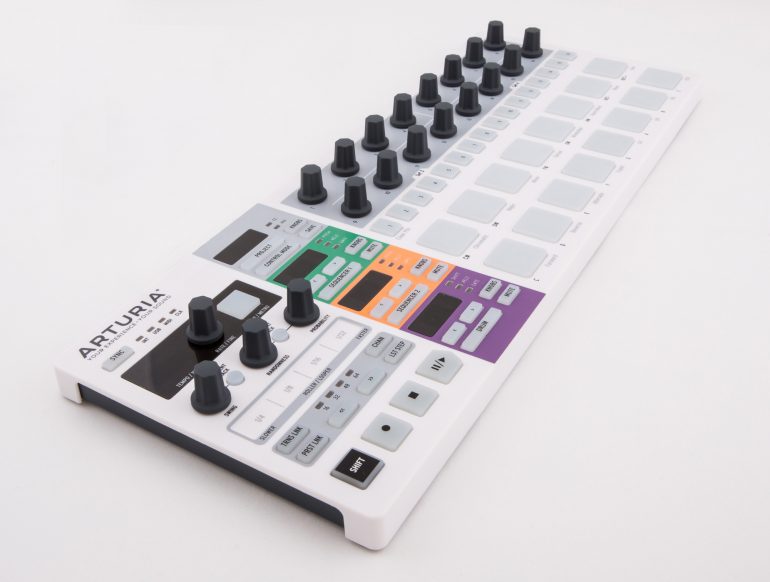 HK Audio Polar 12 MK2 BK 13