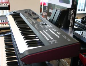 Yamaha MOXF6 als nieuw
