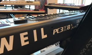 Kurzweil PC3K8 occasion model met Kurzweil KB88 softcase - Afbeelding 3