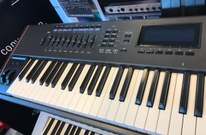 Kurzweil PC3K8 occasion model met Kurzweil KB88 softcase - Afbeelding 4