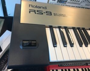 Roland RS9 synthesizer/piano met 88 toetsen - Afbeelding 3