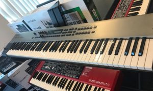 Roland RS9 synthesizer/piano met 88 toetsen