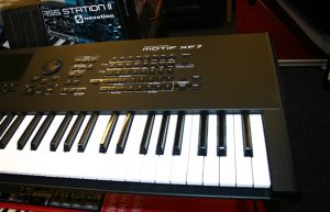 Yamaha Motif XF7 in prima staat met mooie GATOR case - Afbeelding 5