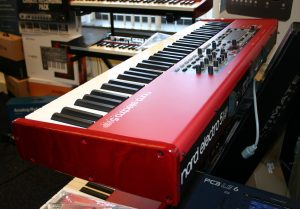 Nord Electro 5 HP 73 - OPRUIMING - Afbeelding 3