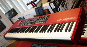 Nord Electro 5 HP 73 - OPRUIMING - Afbeelding 2
