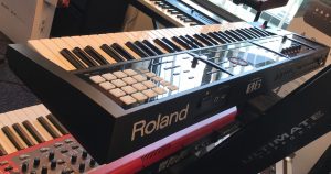 Roland FA-06 kort gebruikt in nieuwstaat - Afbeelding 4