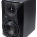 Mackie MR524