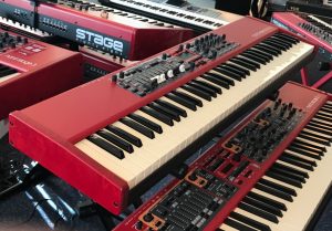 Nord Electro 6D 73 retourmodel als nieuw