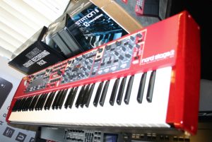 Nord Stage 2 compact SW73 in prima staat - Afbeelding 4