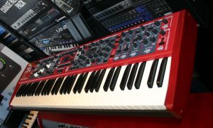 Nord Stage 3 Compact kort gebruikt met 2,5 jaar garantie
