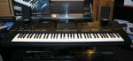 Yamaha Genos 76 in prima staat met accessoires - Afbeelding 3