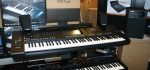 Yamaha Genos 76 in prima staat met accessoires - Afbeelding 2