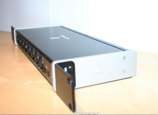 Apogee Element 88 kort gebruikt