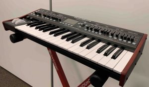 Behringer DeepMind 6 Occasion - Afbeelding 3