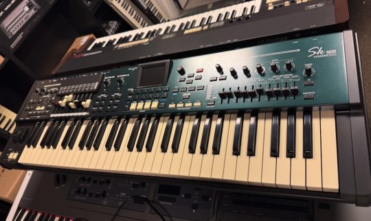 Hammond SK PRO 61 kort gebruikt in absolute nieuwstaat