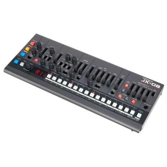 Roland JX08 ingeruild in originele verpakking