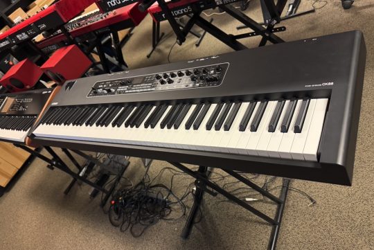 Yamaha CK88 - kort gebruikt als nieuw